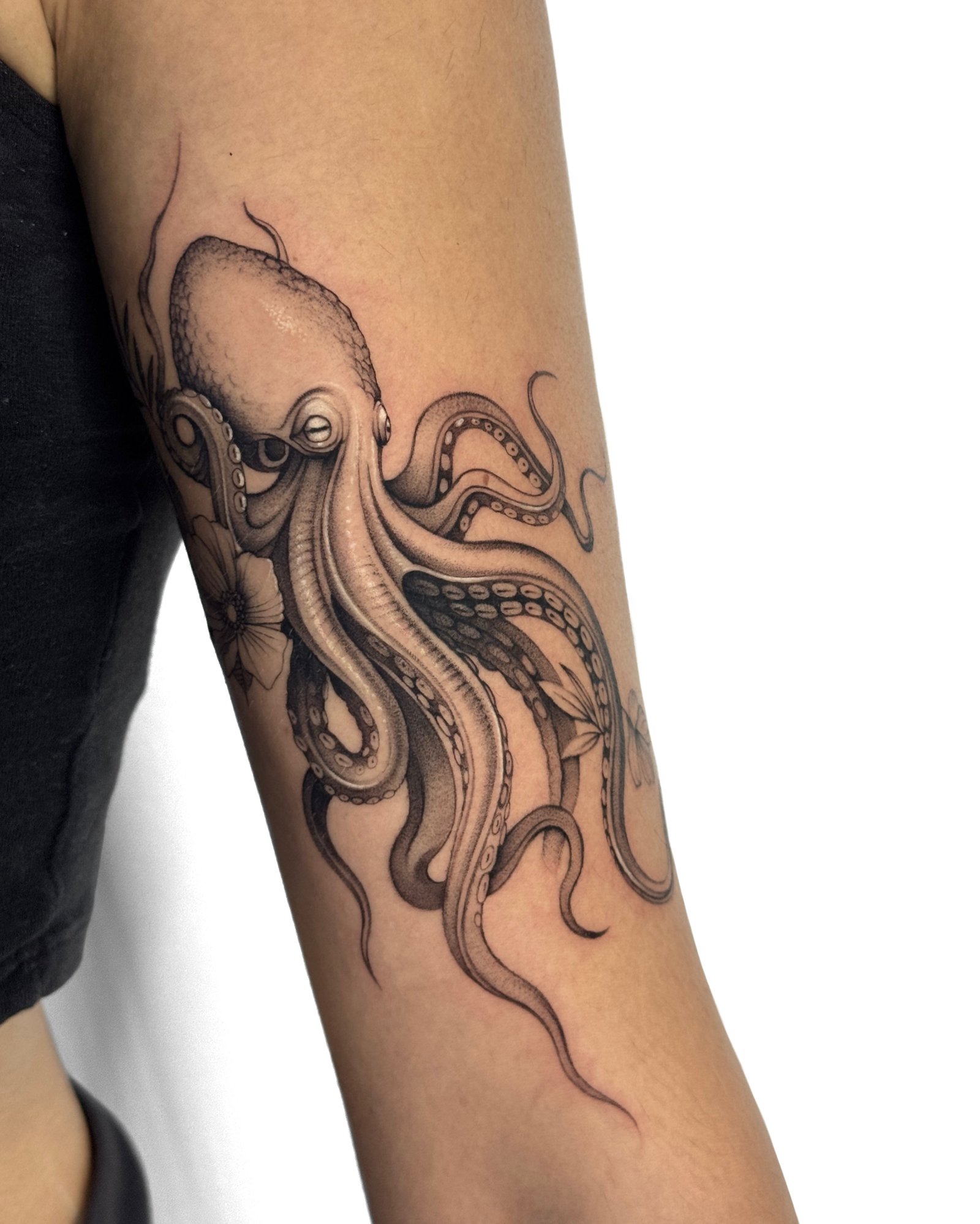 Lynn Acra Tattoo Work